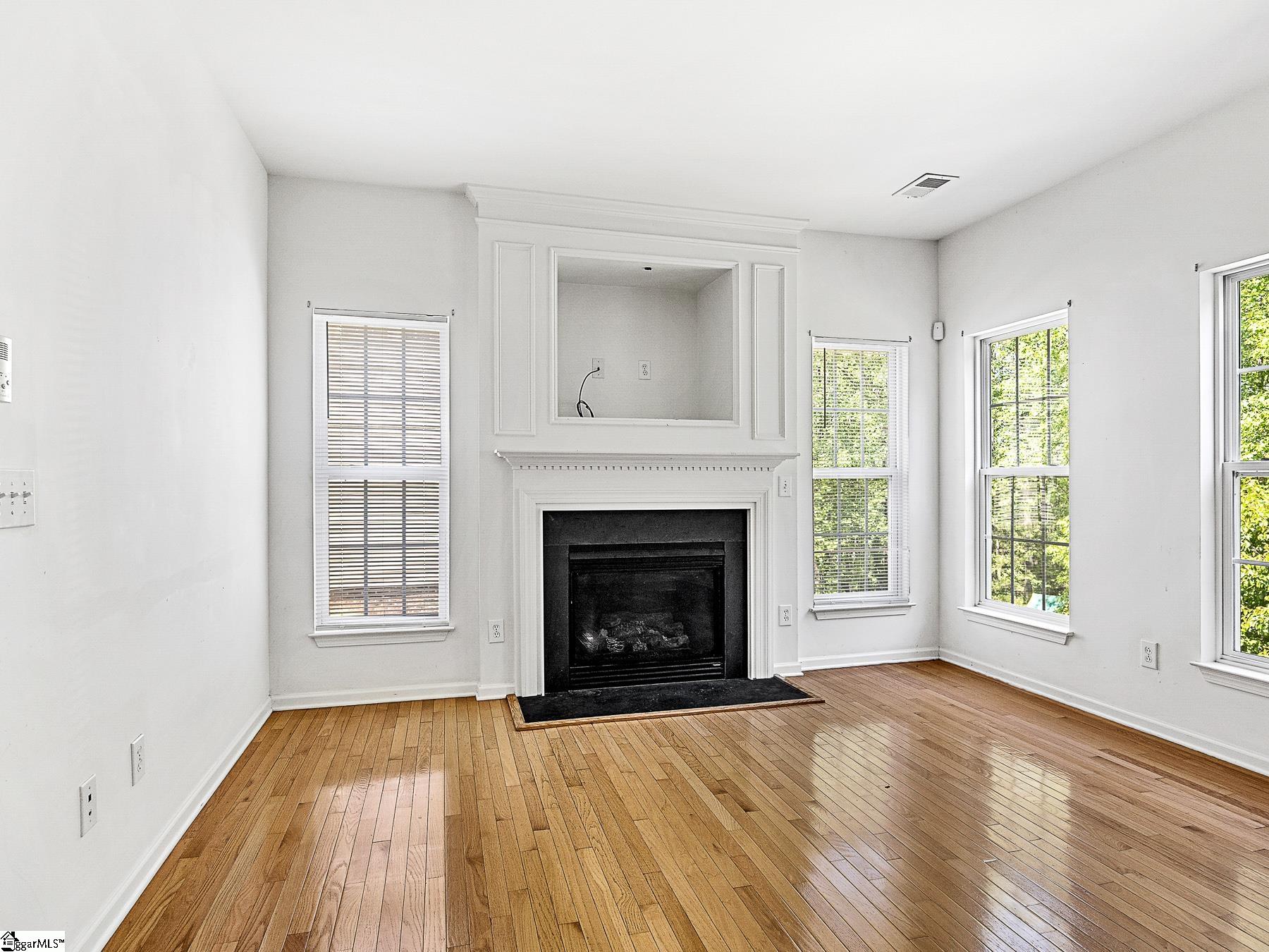 365 Castleton Circle Boiling Springs, SC 29316 - Photo 8 of 34