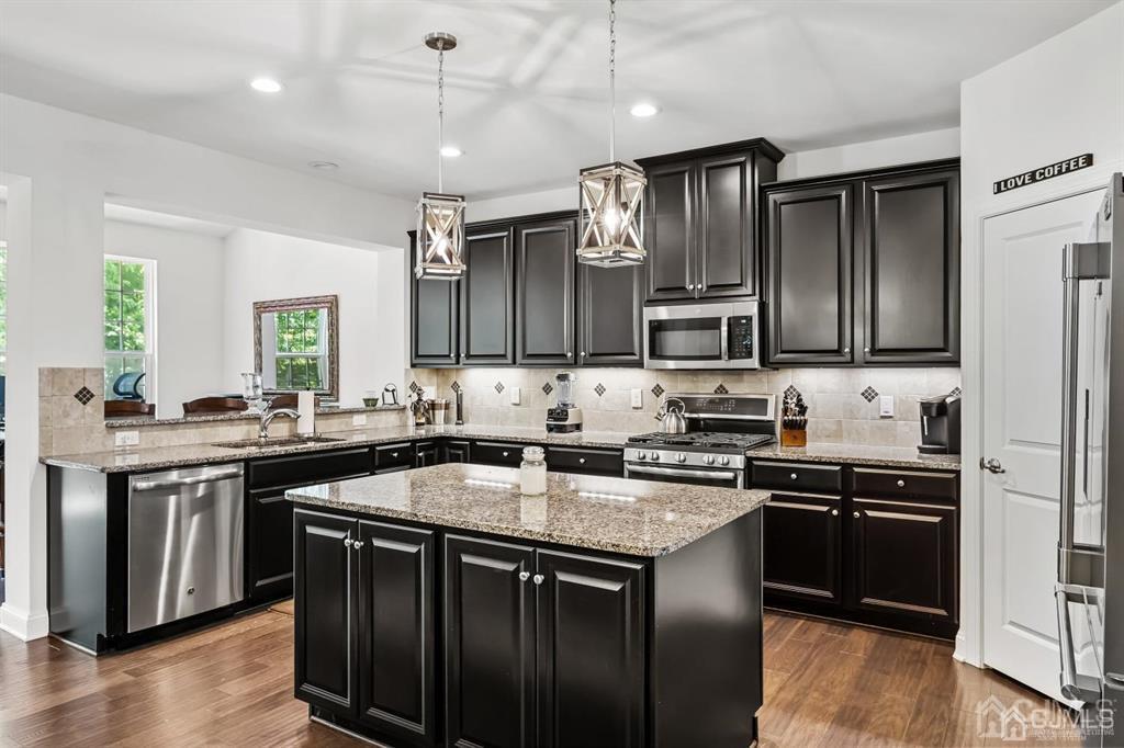 55 Isabelle Court Evesham, NJ 08053 - Photo 13 of 37