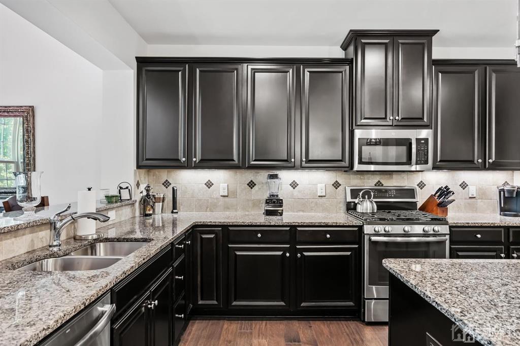 55 Isabelle Court Evesham, NJ 08053 - Photo 16 of 37