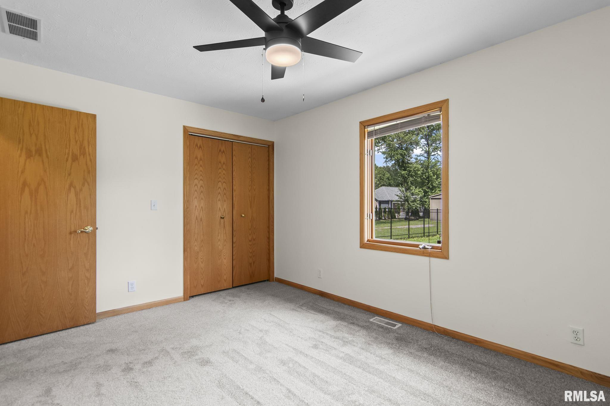 5640 Iron Bridge Road Chatham, IL 62629 - Photo 37 of 54