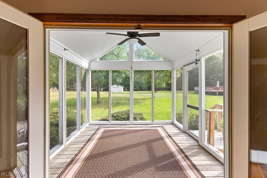 1544 Arndale Road Stow, OH 44224 - Photo 22 of 44 Screened-in Sunroom