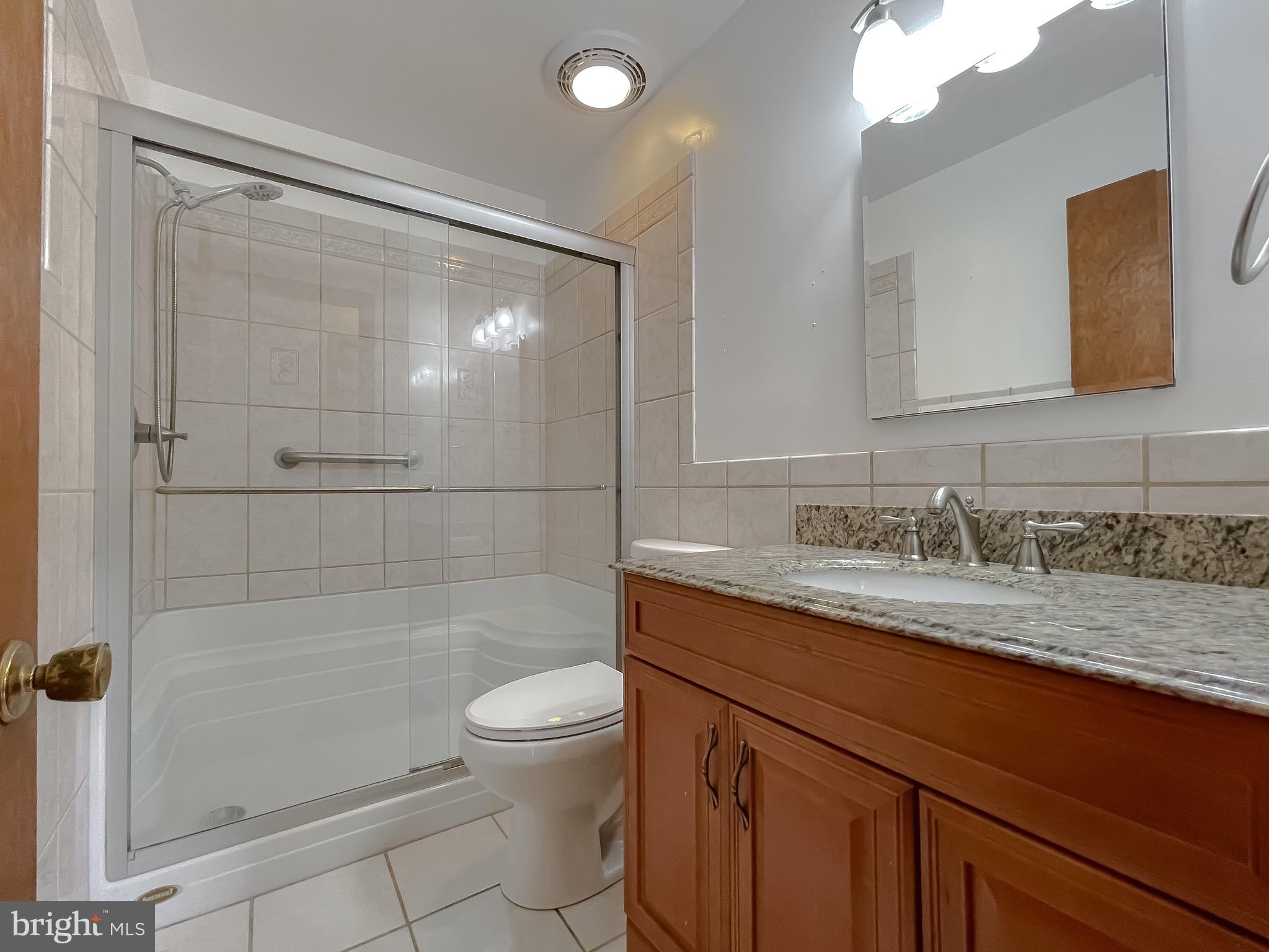 15805 Menk Road Accokeek, MD 20607 - Photo 19 of 56 Full Hall Bath