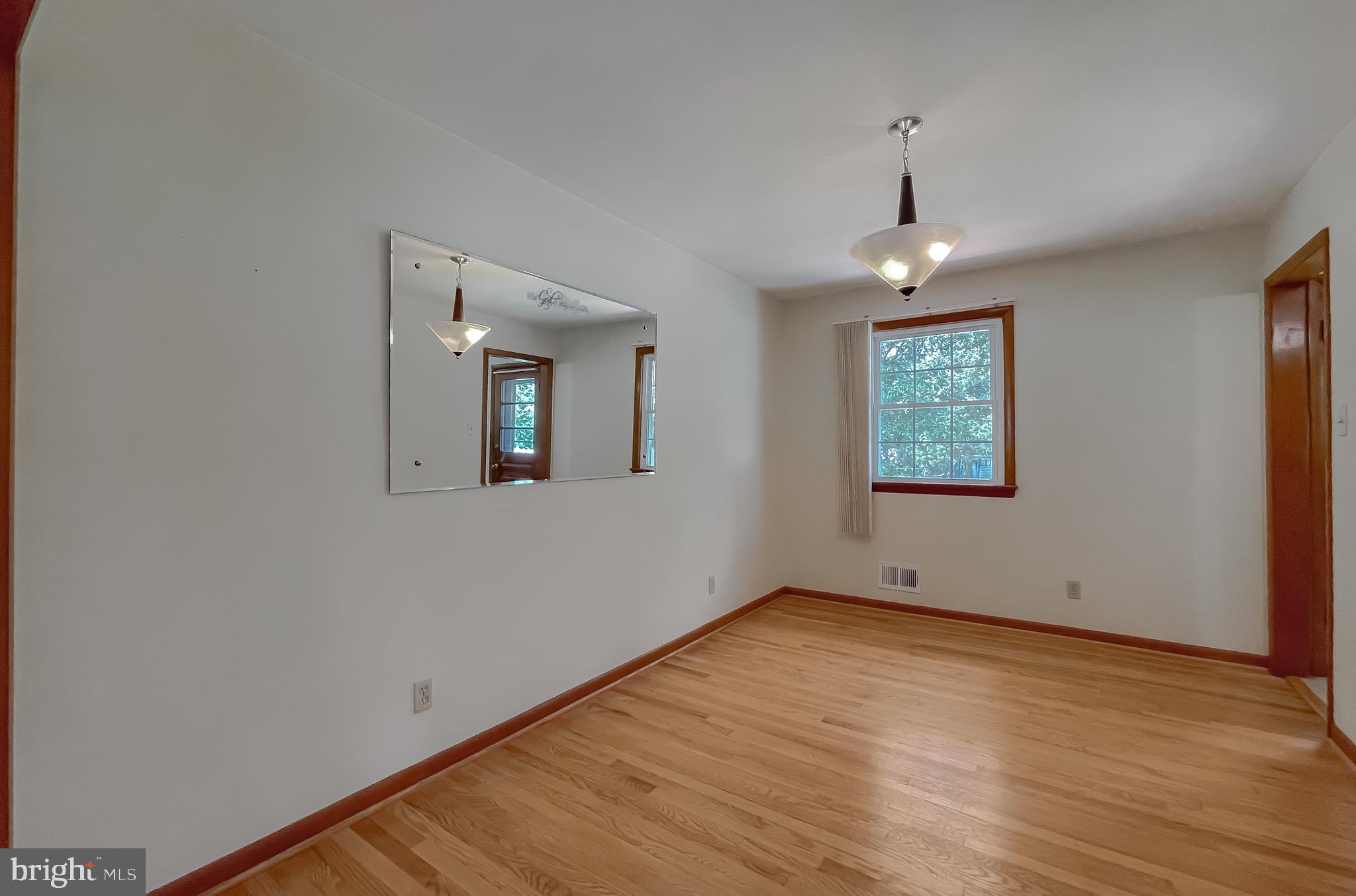 15805 Menk Road Accokeek, MD 20607 - Photo 7 of 56 Dining Room