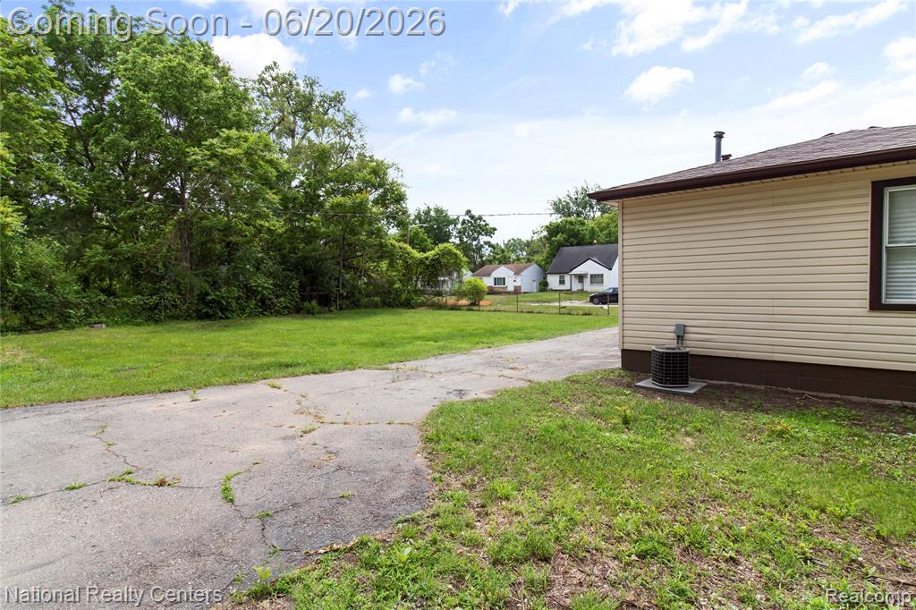 26862 Yale Street Inkster, MI 48141 - Photo 6 of 28