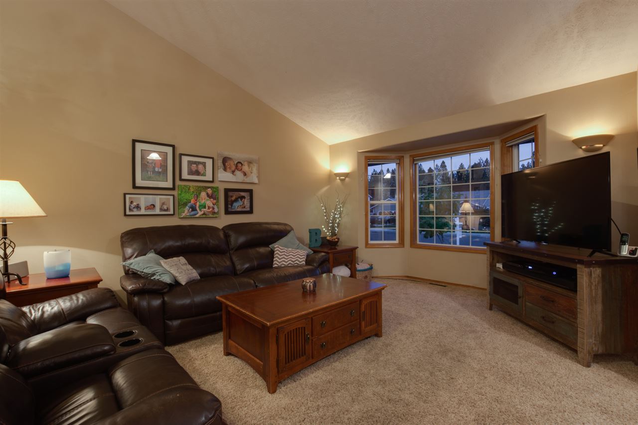 311 East Ballard Road Colbert, WA 99005 - Photo 3 of 19