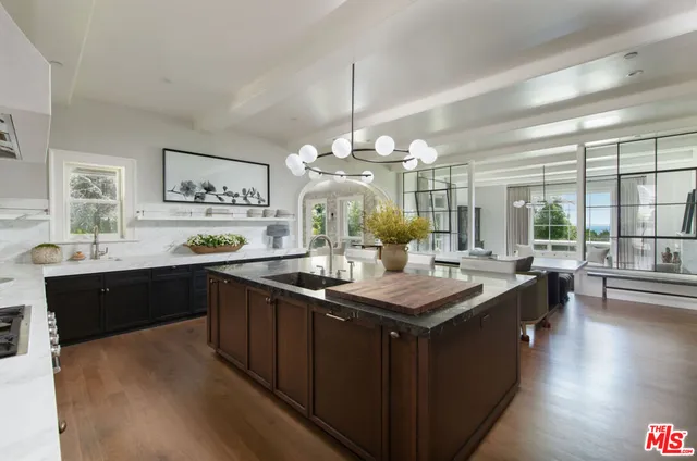 $21,900,000 | 857 Picacho Lane, Santa Barbara, CA 93108