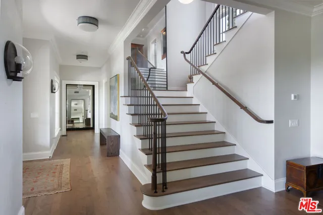 $21,900,000 | 857 Picacho Lane, Santa Barbara, CA 93108