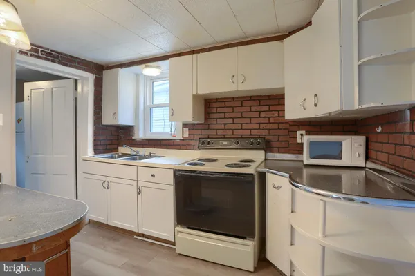 $119,900 | 638 West Market Street, Williamstown, PA 17098