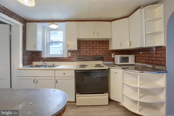 $119,900 | 638 West Market Street, Williamstown, PA 17098