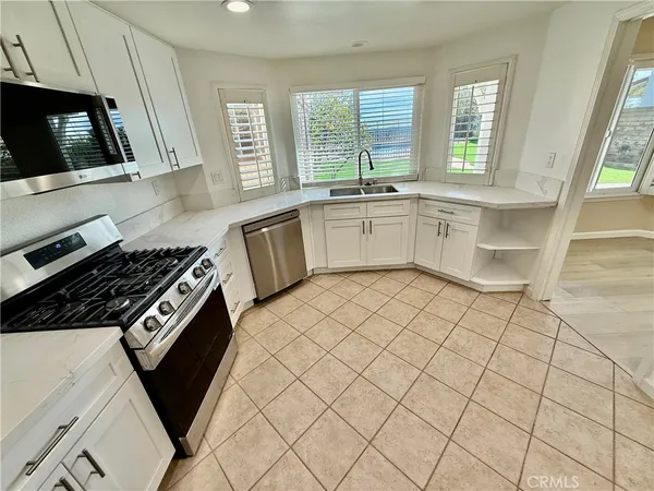 $5,999 | 12044 Shadow Ridge Way, Northridge, CA 91326