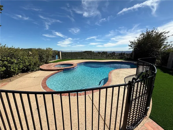 $5,999 | 12044 Shadow Ridge Way, Northridge, CA 91326