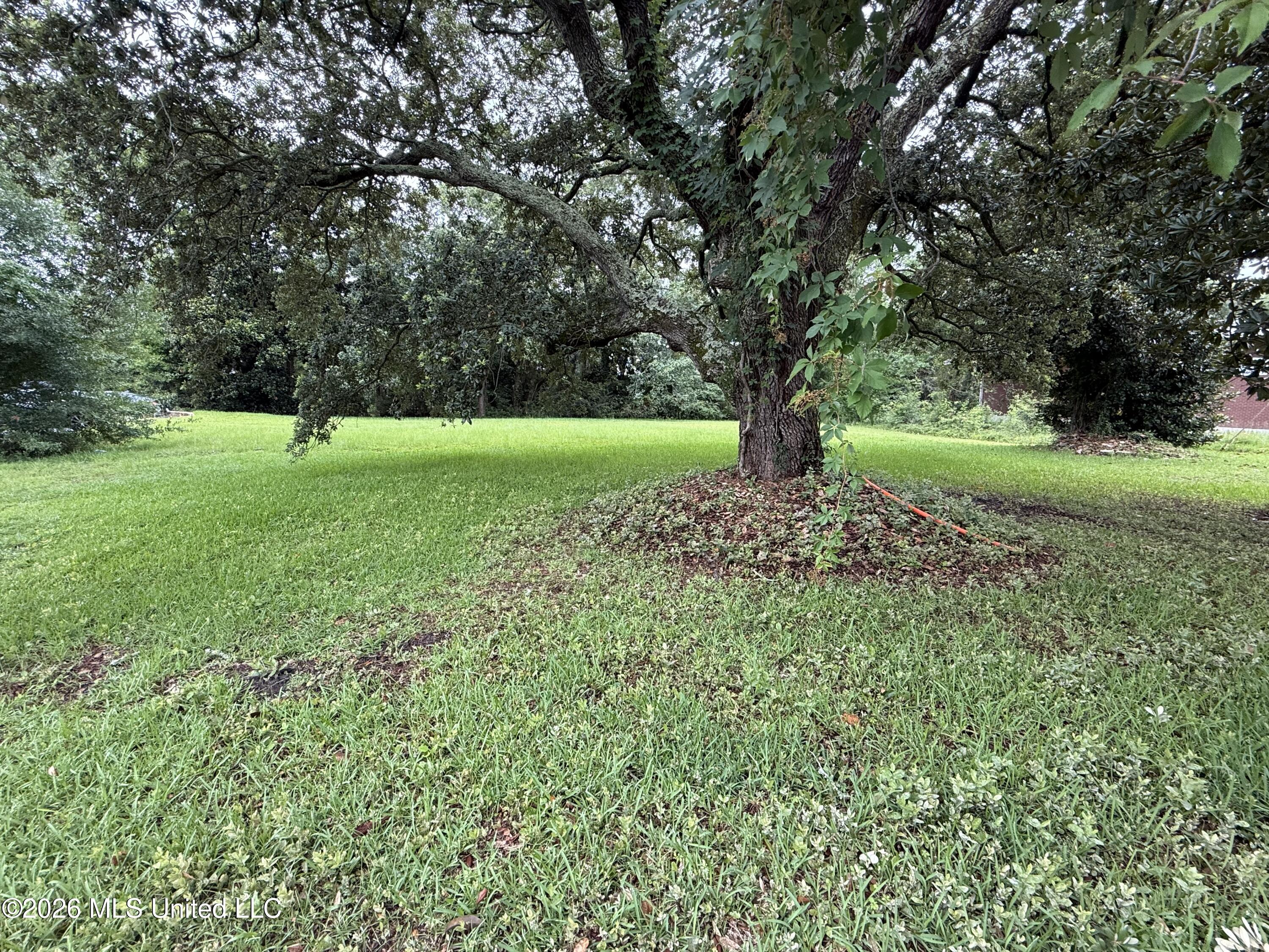2685 Pass Road Biloxi, MS 39531 - Photo 1 of 5 IMG_1238