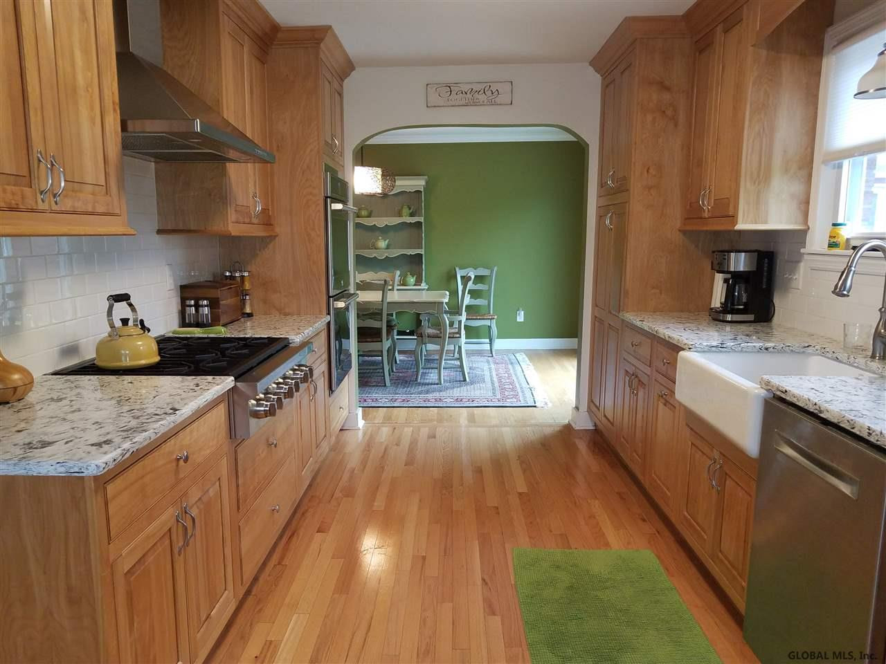 92 Spring Road Glenville, NY 12302 - Photo 6 of 28 Photo 6