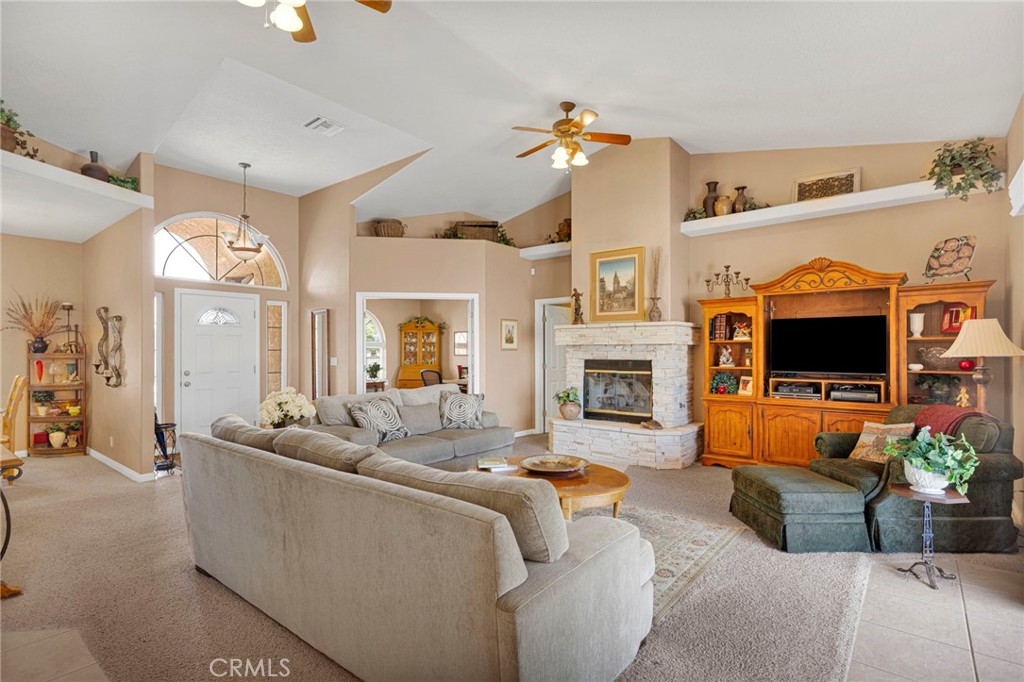 14128 Rincon Road Apple Valley, CA 92307 - Photo 16 of 53