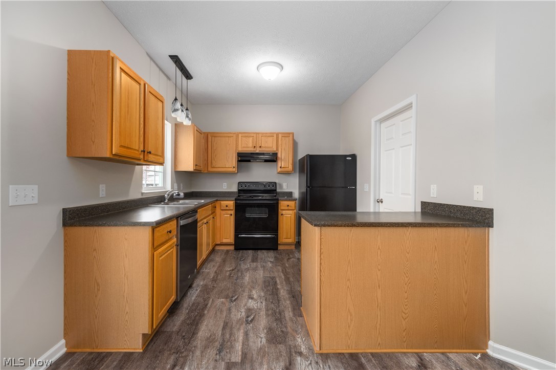 157 Stone Ridge Way Berea, OH 44017 - Photo 21 of 50 Eat-In Kitchen