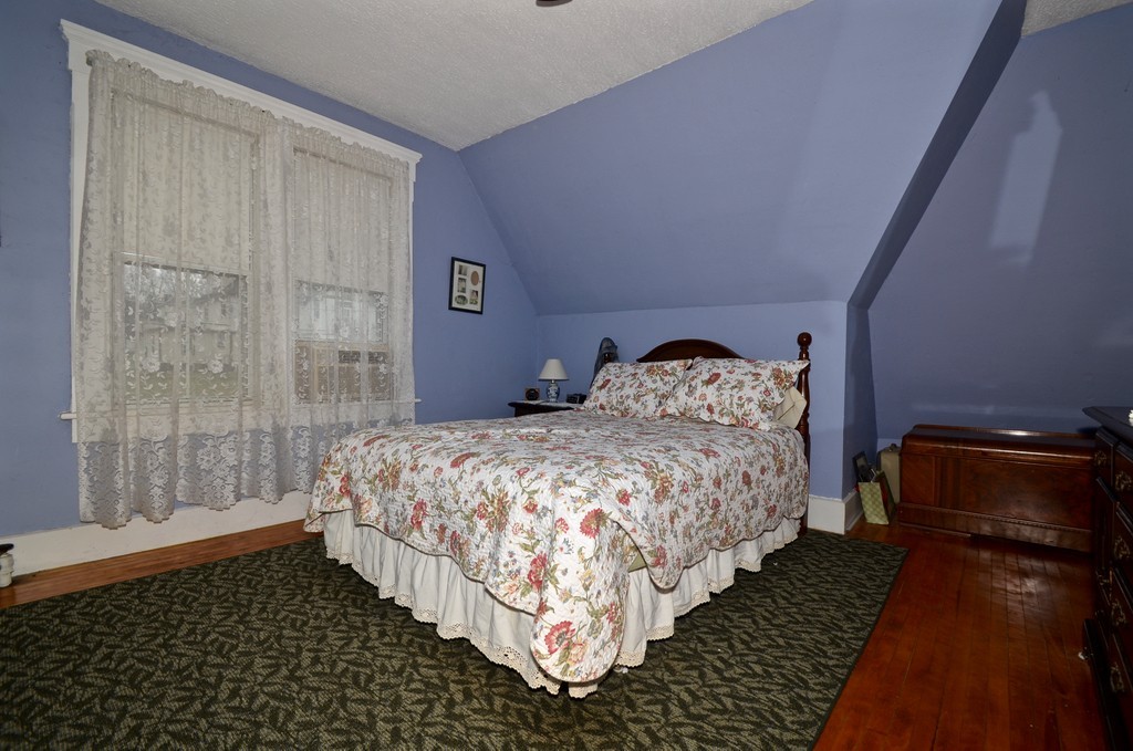 16 Prescott Street Clinton, MA 01510 - Photo 17 of 21 Gallery Image 17