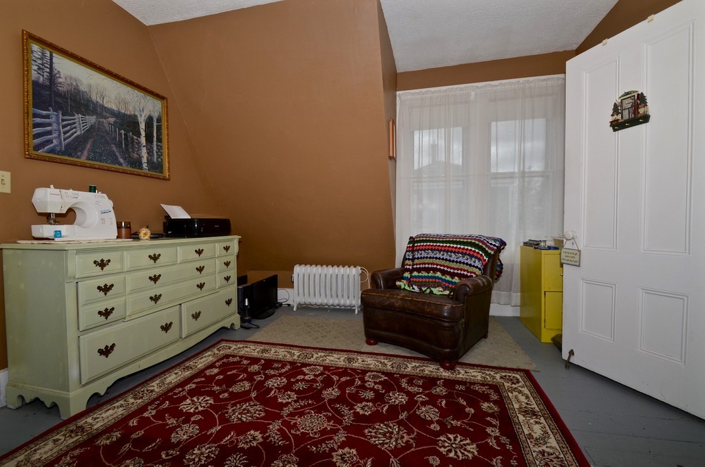 16 Prescott Street Clinton, MA 01510 - Photo 20 of 21 Gallery Image 20