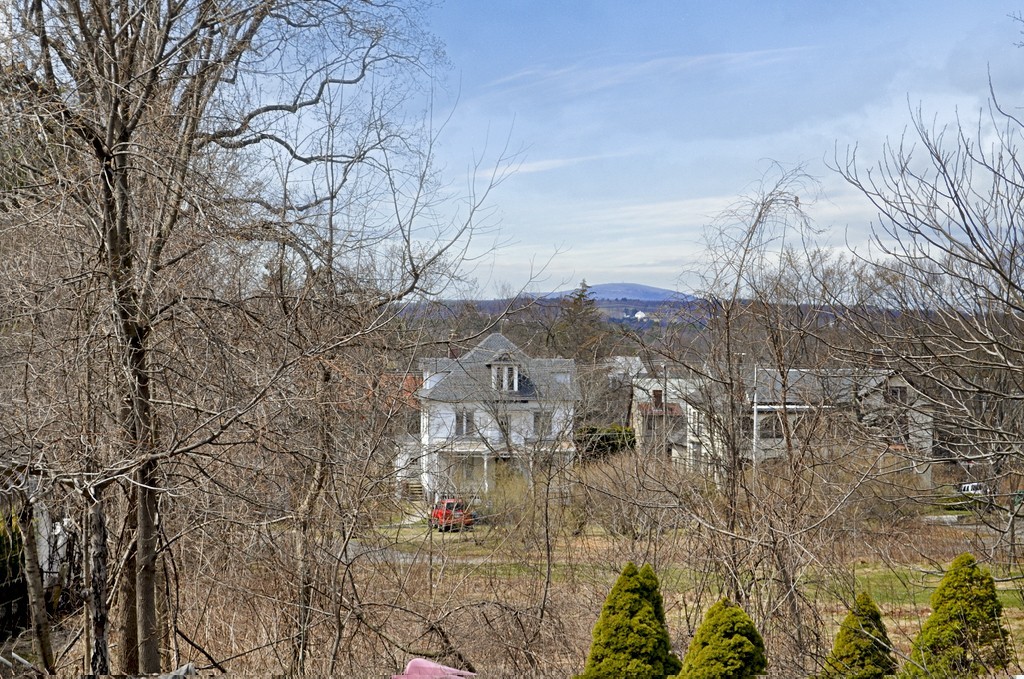 16 Prescott Street Clinton, MA 01510 - Photo 5 of 21 Gallery Image 5