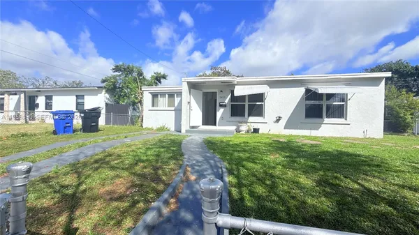 $2,875 | 1411 Northeast 155th Terrace, Unit 1411, North Miami Beach, FL 33162