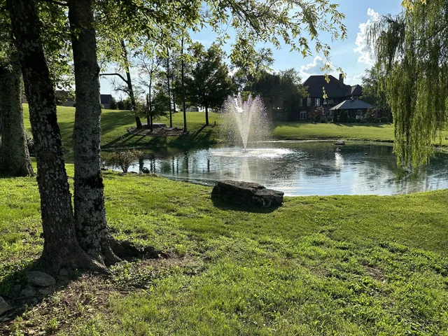 $989,000 | 410 Jennings Lane, Shelbyville, TN 37160