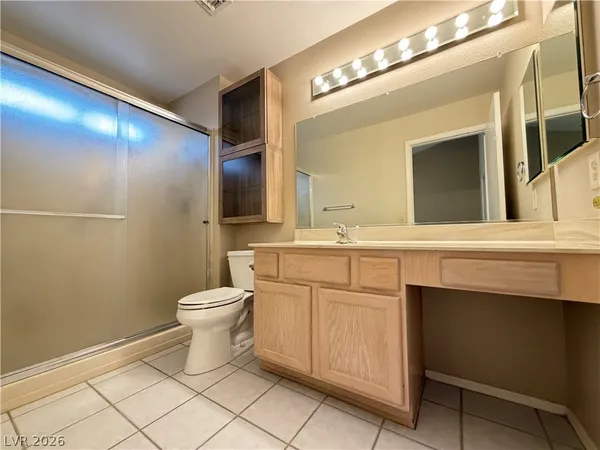 $1,889 | 2852 Bluff Point Drive, Las Vegas, NV 89134
