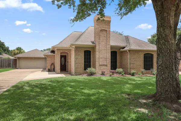 $425,000 | 2217 Donegal Court, Deer Park, TX 77536