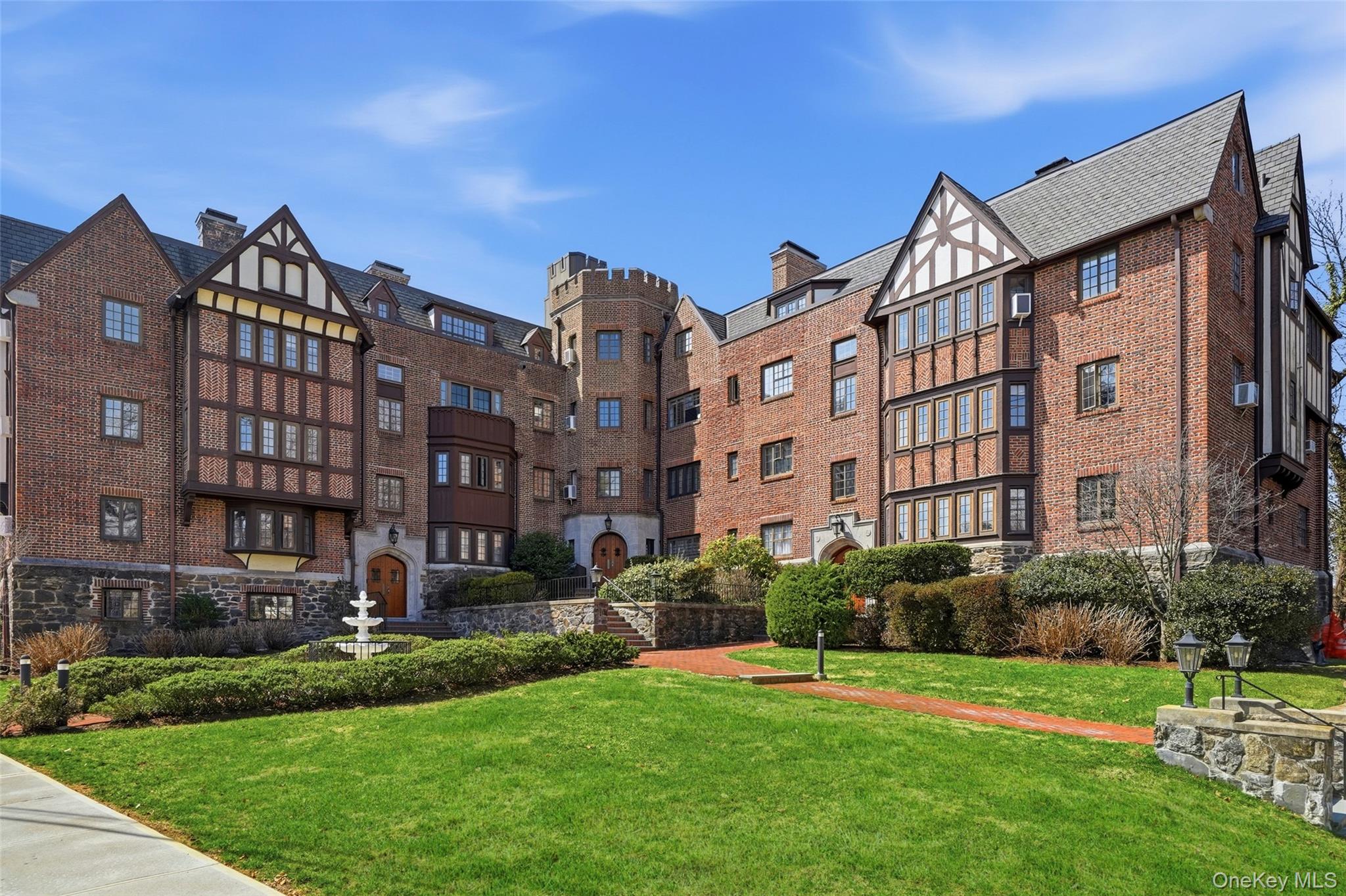 6 Davis Avenue, Unit C22 Rye, NY 10580 - Photo 1 of 20 Welcome to 6 Davis Avenue, a
