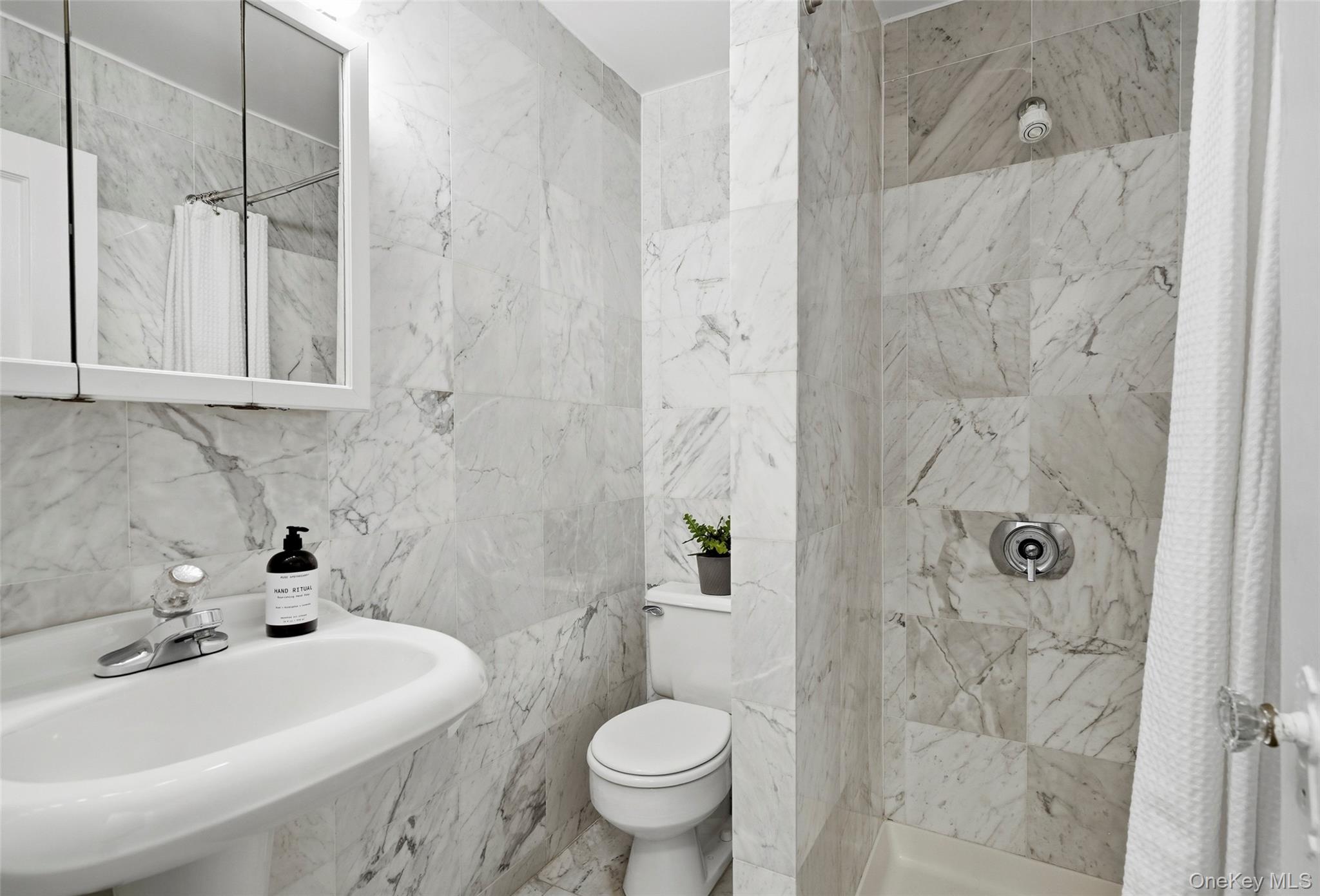 6 Davis Avenue, Unit C22 Rye, NY 10580 - Photo 17 of 20 Hall bath with stall shower