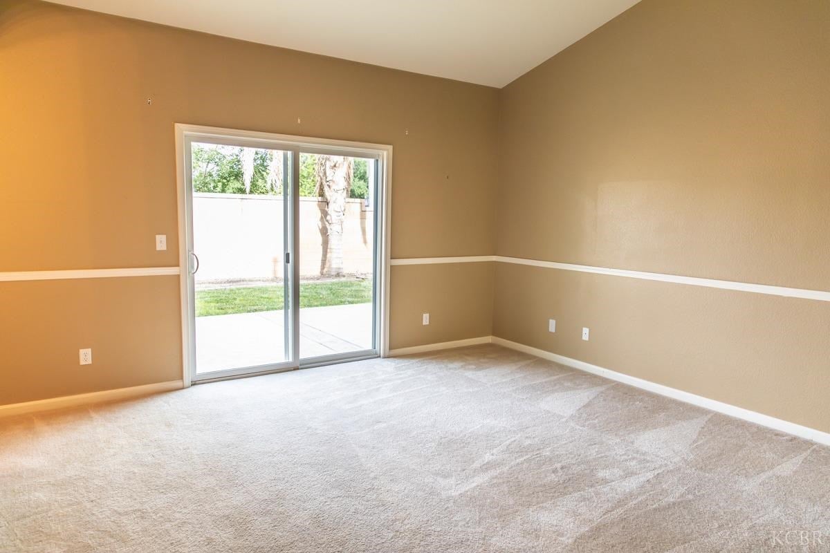 966 Privilege Way Lemoore, CA 93245 - Photo 14 of 22 Gallery Image 14