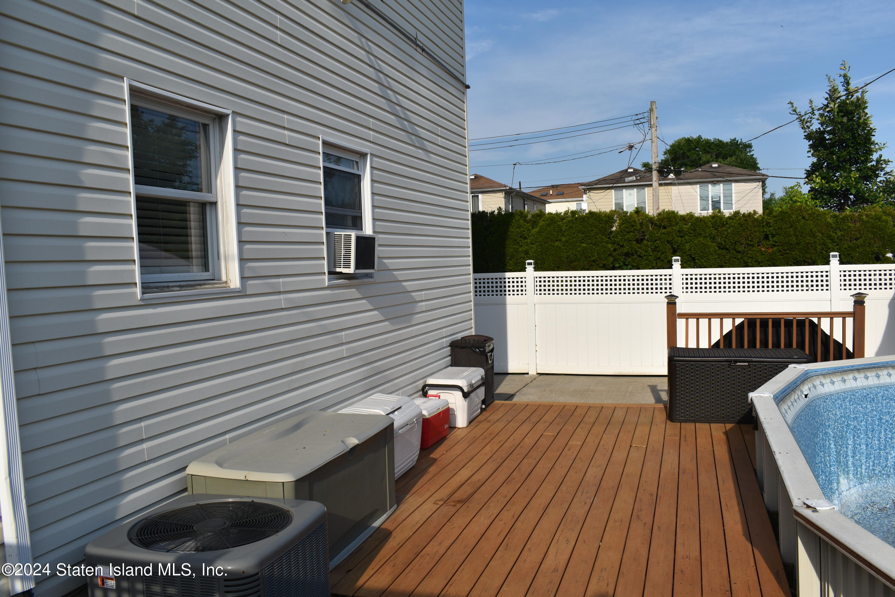 2 Adlai Circle Staten Island, NY 10312 - Photo 11 of 63 DSC_0705