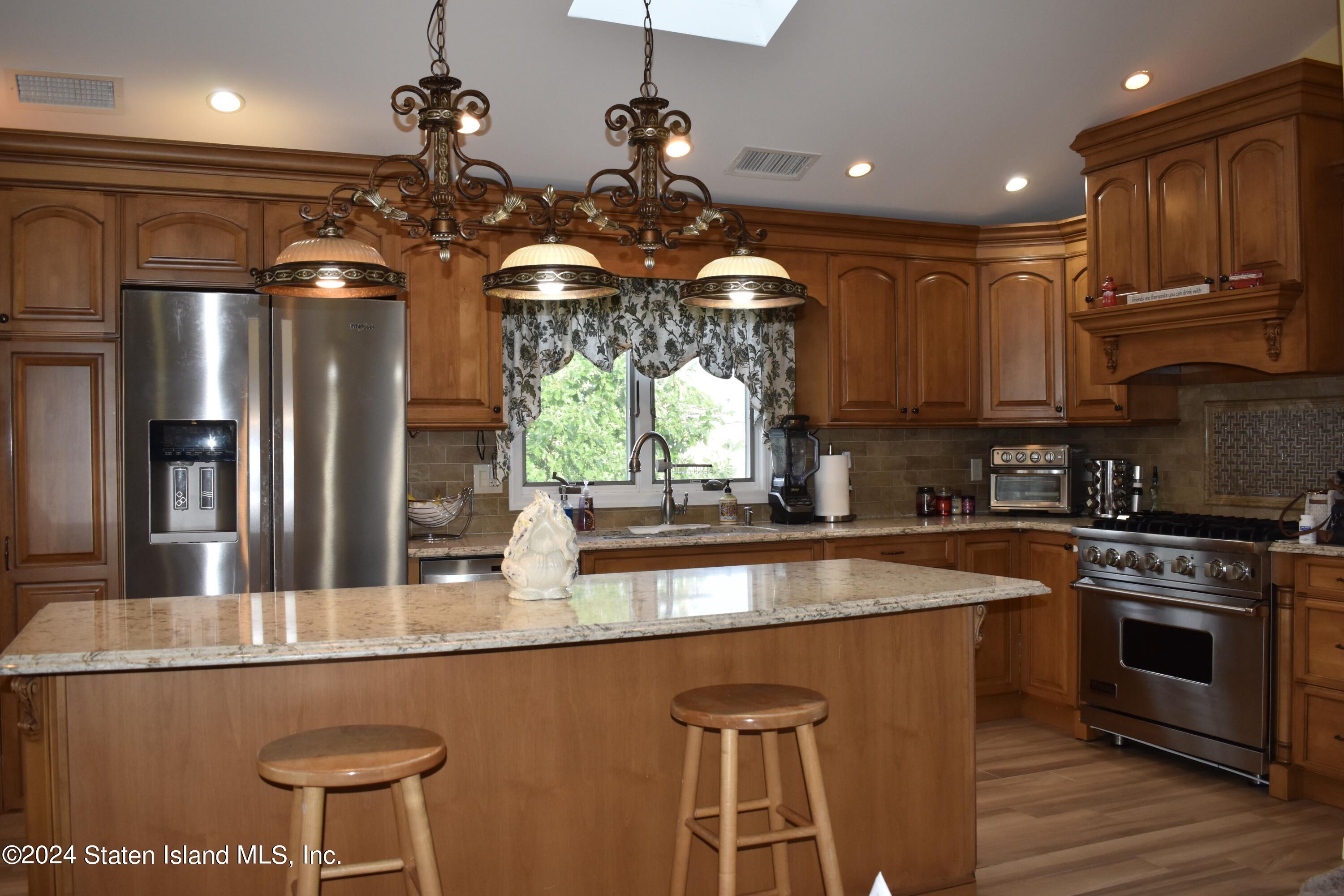 2 Adlai Circle Staten Island, NY 10312 - Photo 21 of 63 DSC_0765