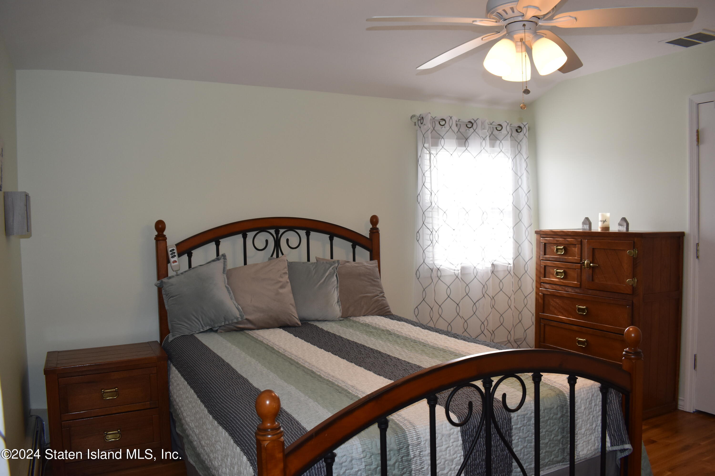 2 Adlai Circle Staten Island, NY 10312 - Photo 36 of 63 DSC_0714