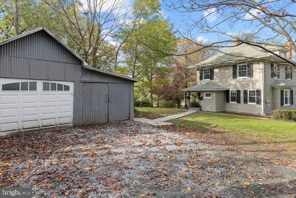103 East Maple Road Linthicum Heights, MD 21090 - Photo 3 of 44