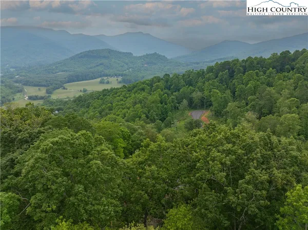 $250,000 | Lot 31 Mount Mitchell Overlook Spruce Pine, Spruce Pine, NC 28777