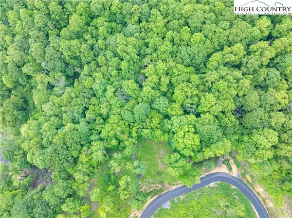 $250,000 | Lot 31 Mount Mitchell Overlook Spruce Pine, Spruce Pine, NC 28777