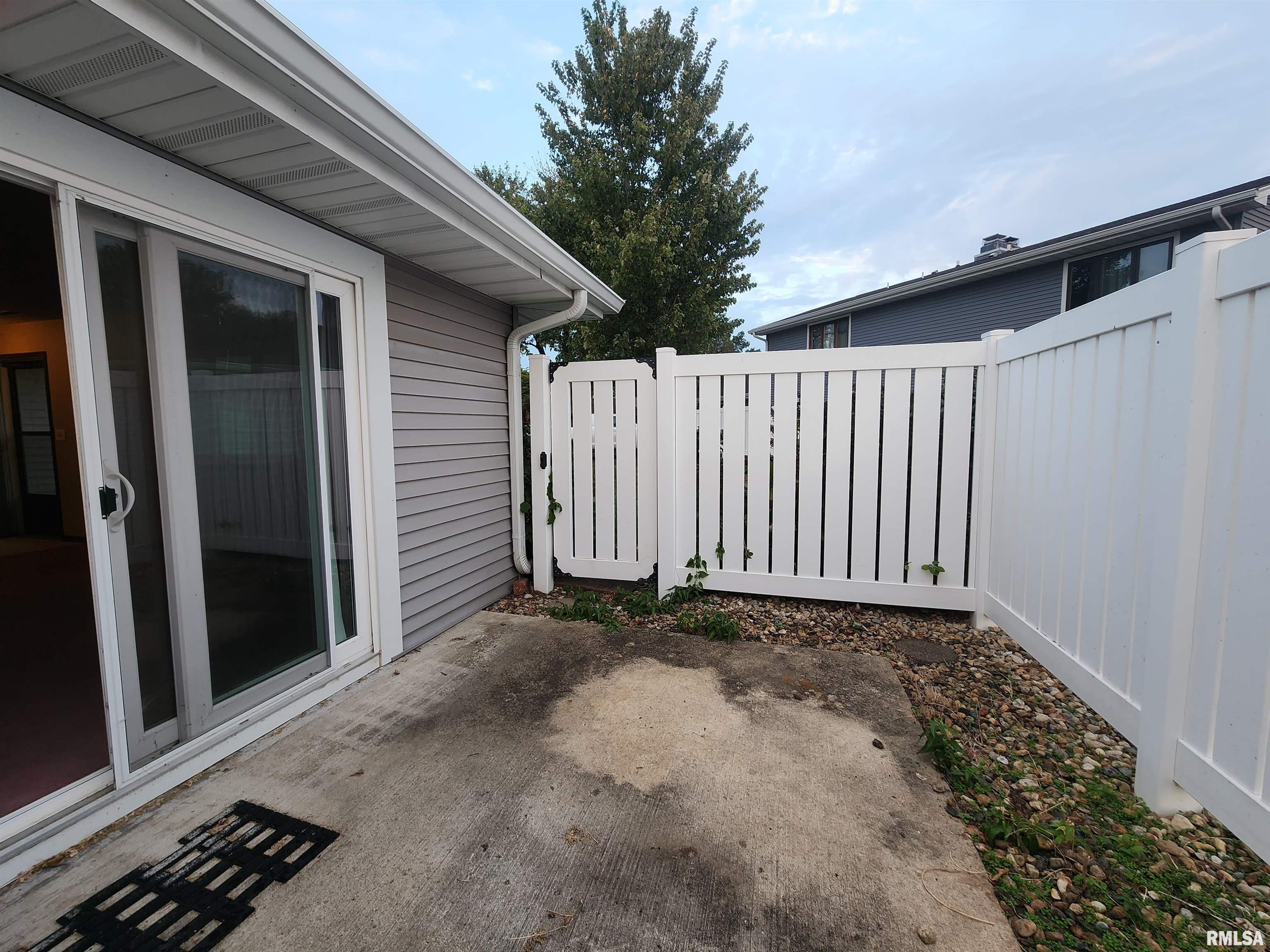 90 Brookside Place Springfield, IL 62704 - Photo 23 of 25 Gallery Image 23