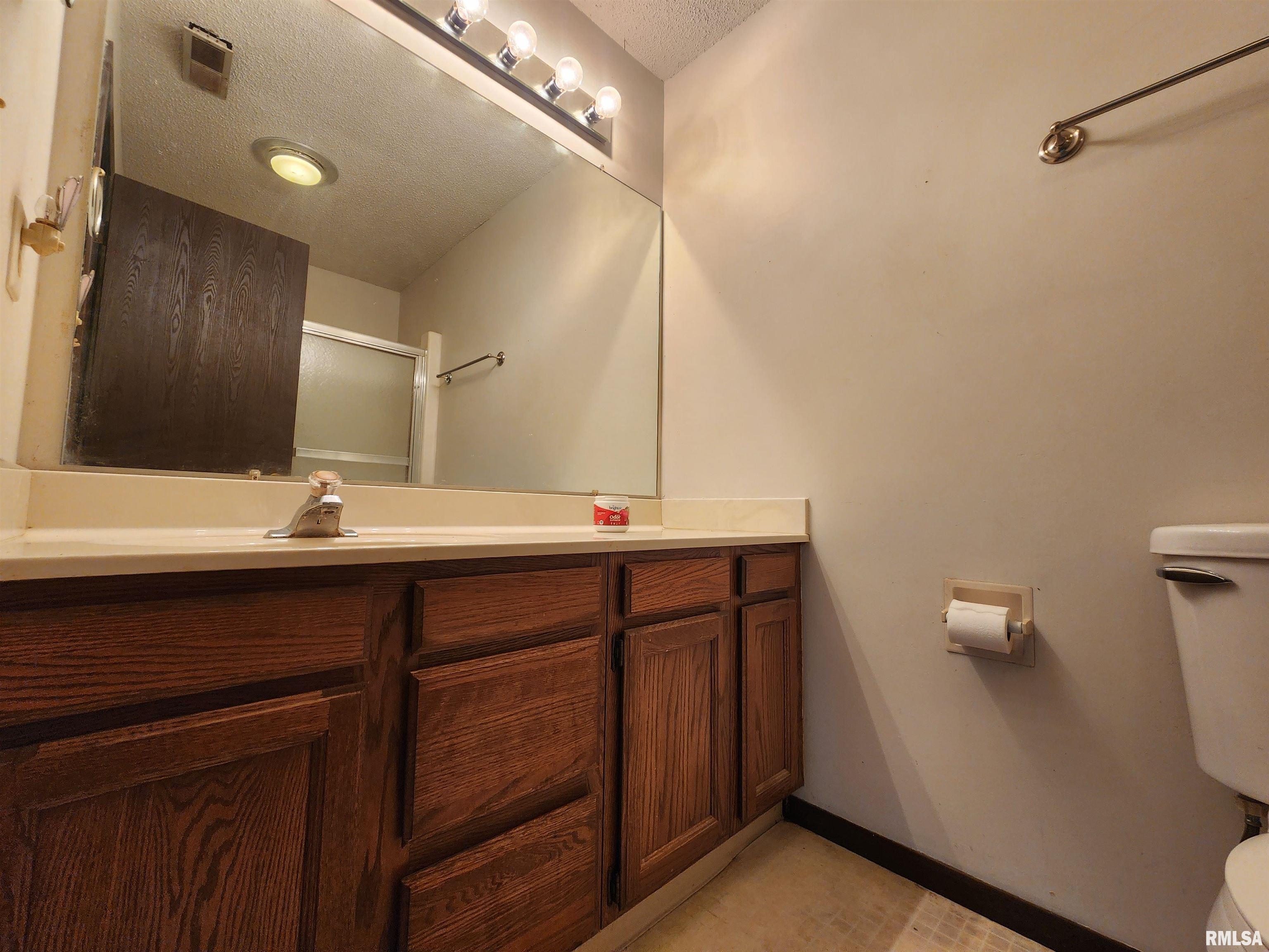 90 Brookside Place Springfield, IL 62704 - Photo 8 of 25 Gallery Image 8