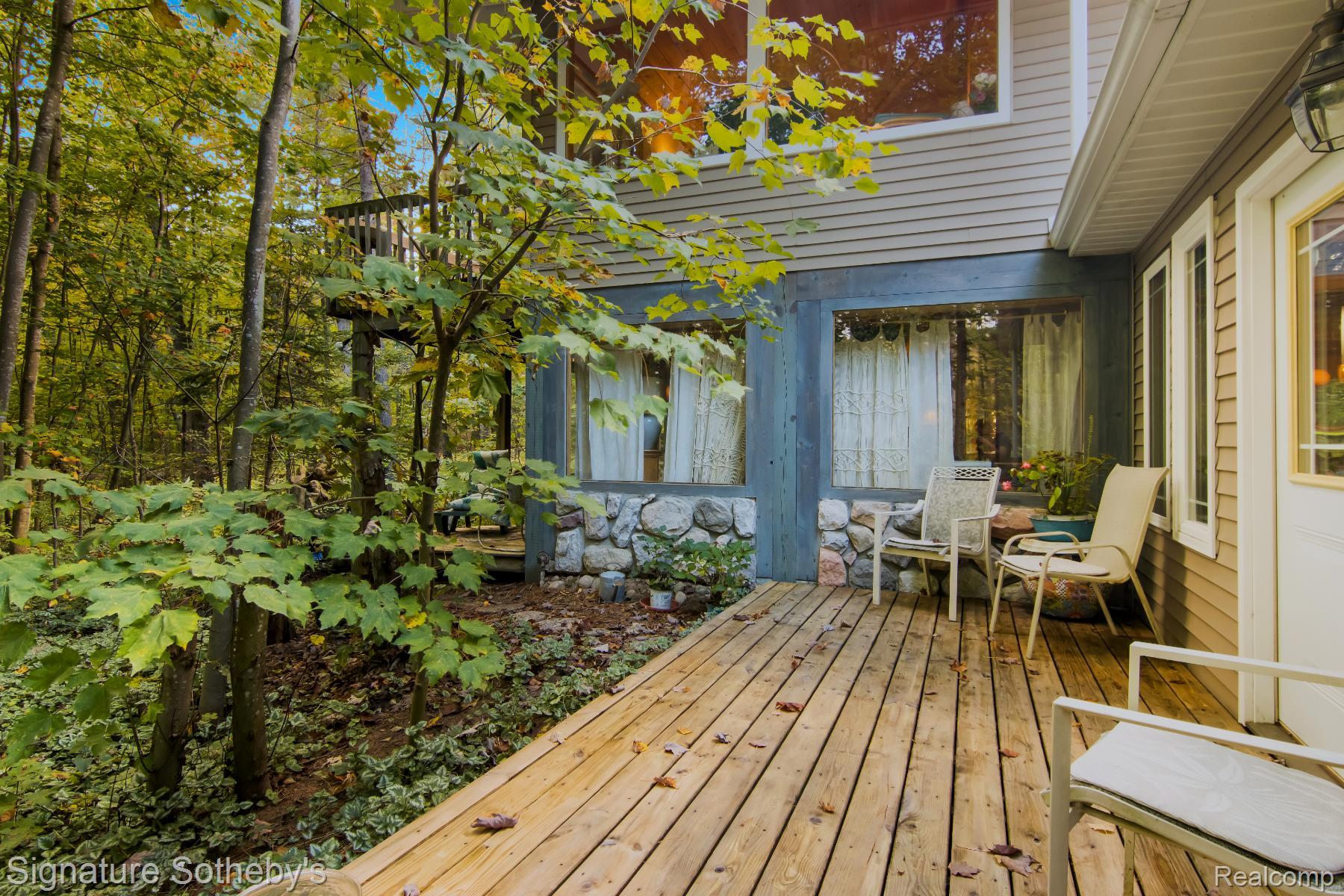 11436 Lakeview Road Northeast Kalkaska, MI 49646 - Photo 25 of 29 View of wooden terrace