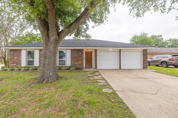 $235,000 | 4127 Alecia Drive, Pasadena, TX 77503