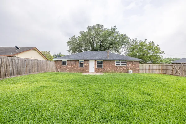 $235,000 | 4127 Alecia Drive, Pasadena, TX 77503