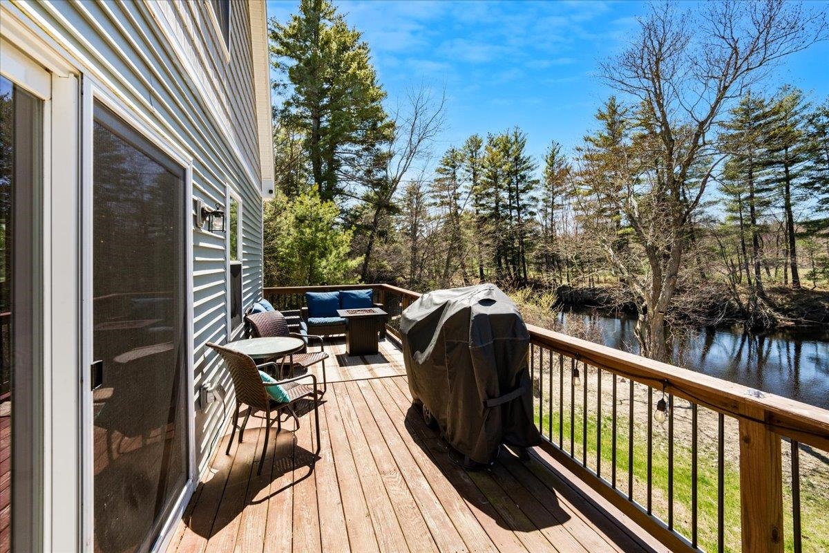 40 Riverside Drive Allenstown, NH 03275 - Photo 6 of 40 Gallery Image 6