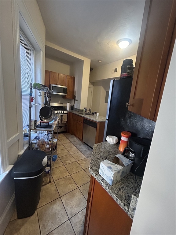 4 Fountain Street, Unit 5 Boston, MA 02119 - Photo 4 of 13