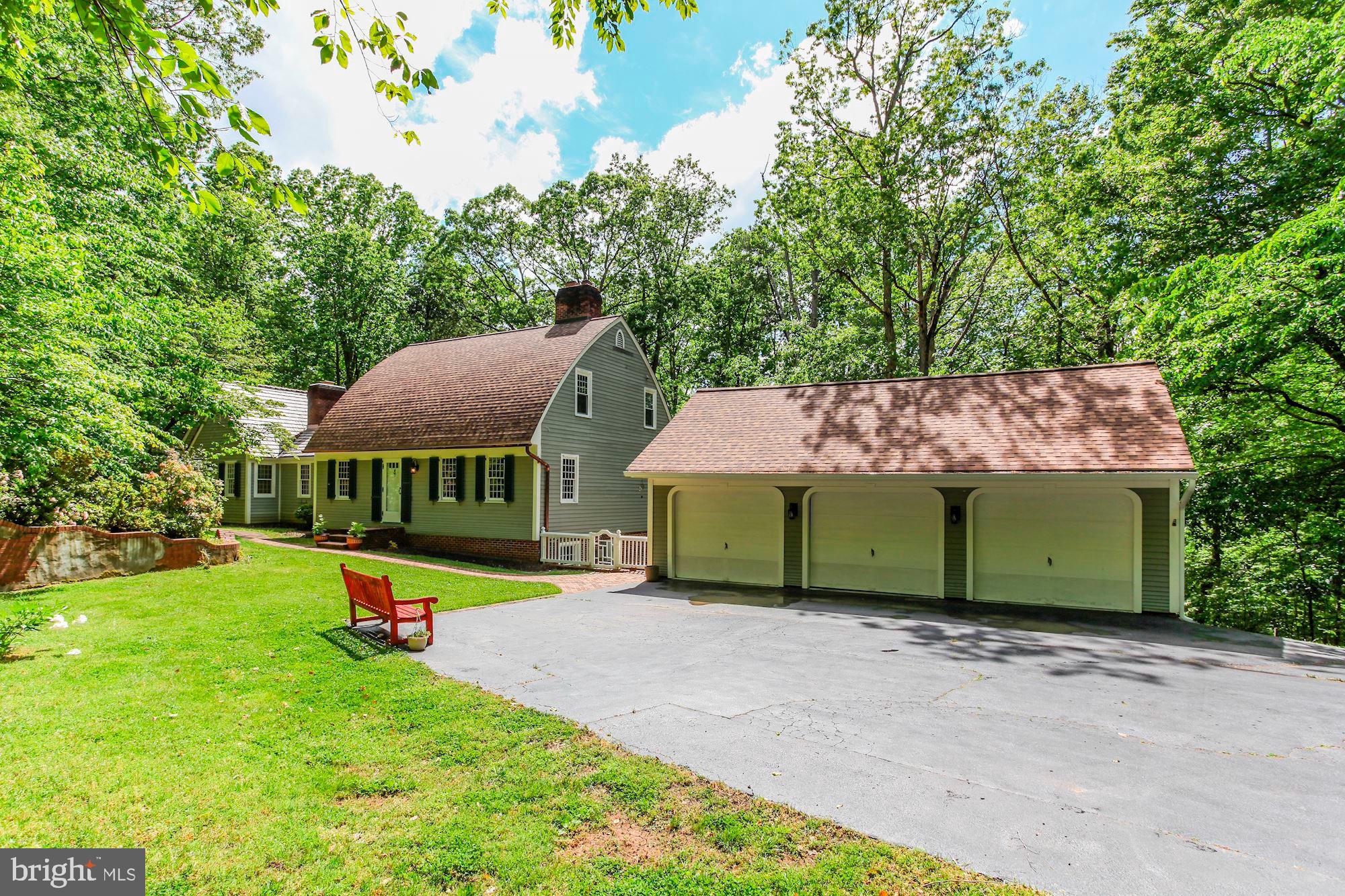 4841 Occoquan Overlook Woodbridge, VA 22192 - Photo 1 of 28 Expansive front entrance with tons of parking