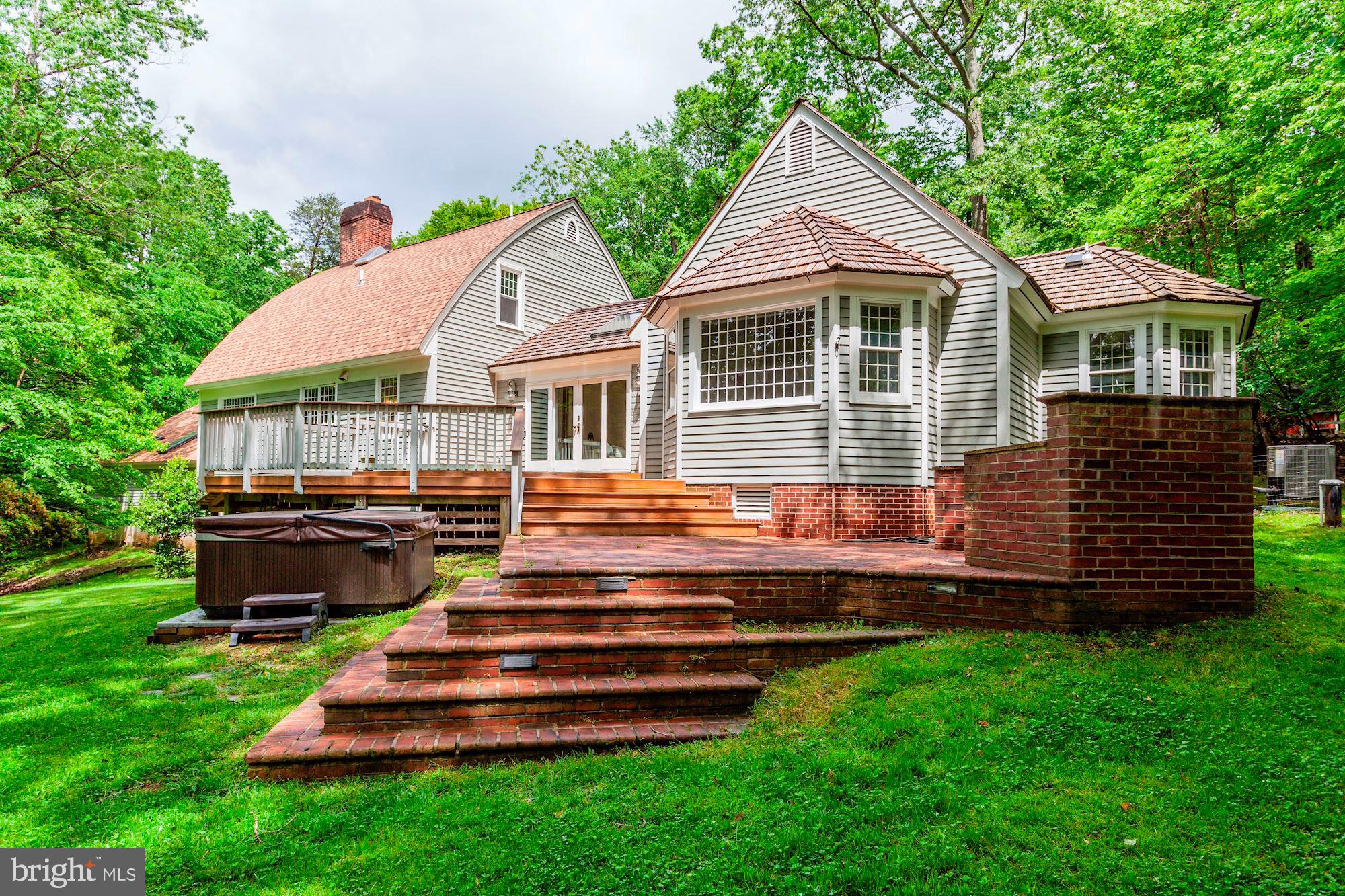 4841 Occoquan Overlook Woodbridge, VA 22192 - Photo 24 of 28 Amazing backyard with two level patio space