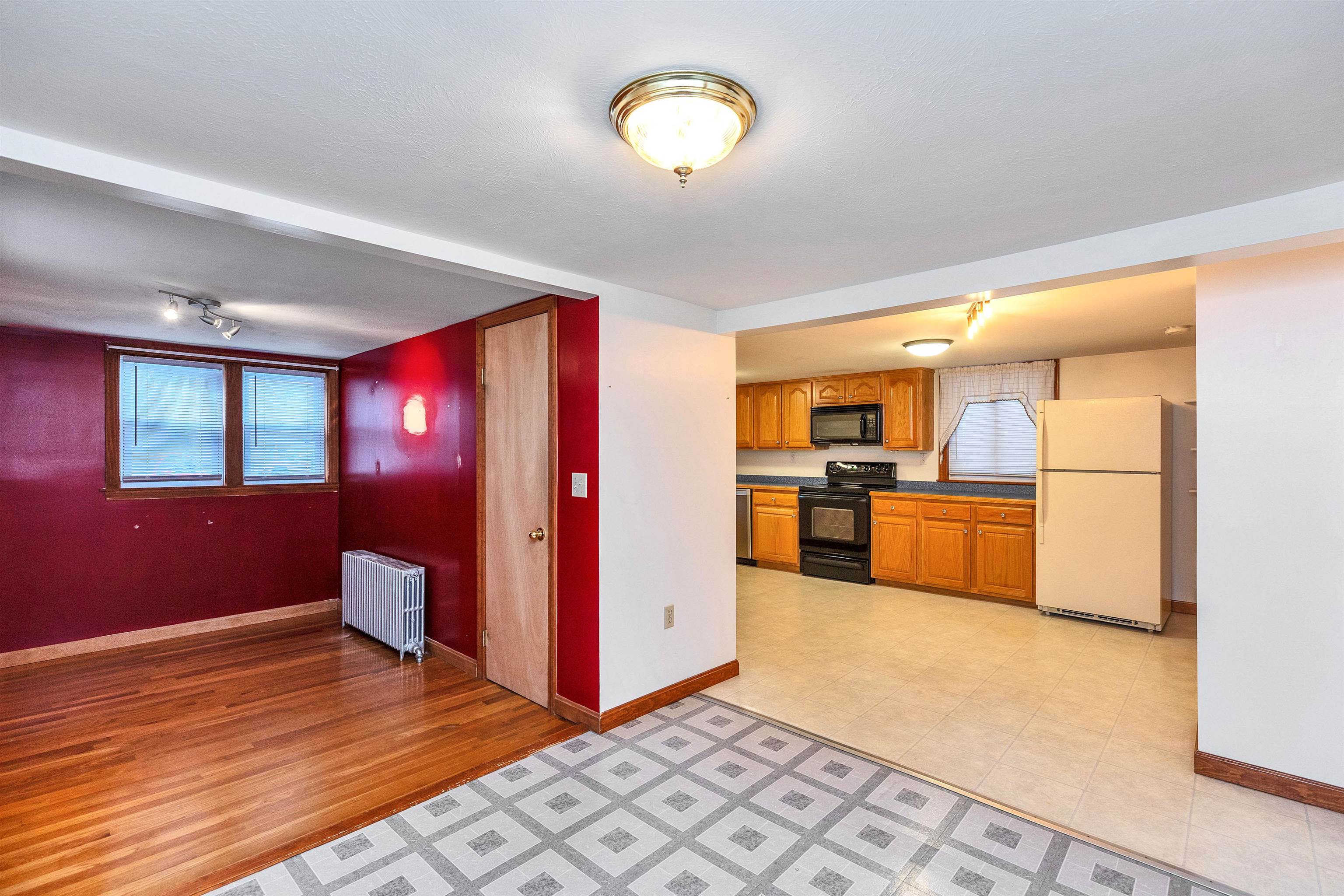 6 Buck Street Nashua, NH 03060 - Photo 15 of 49 Gallery Image 15