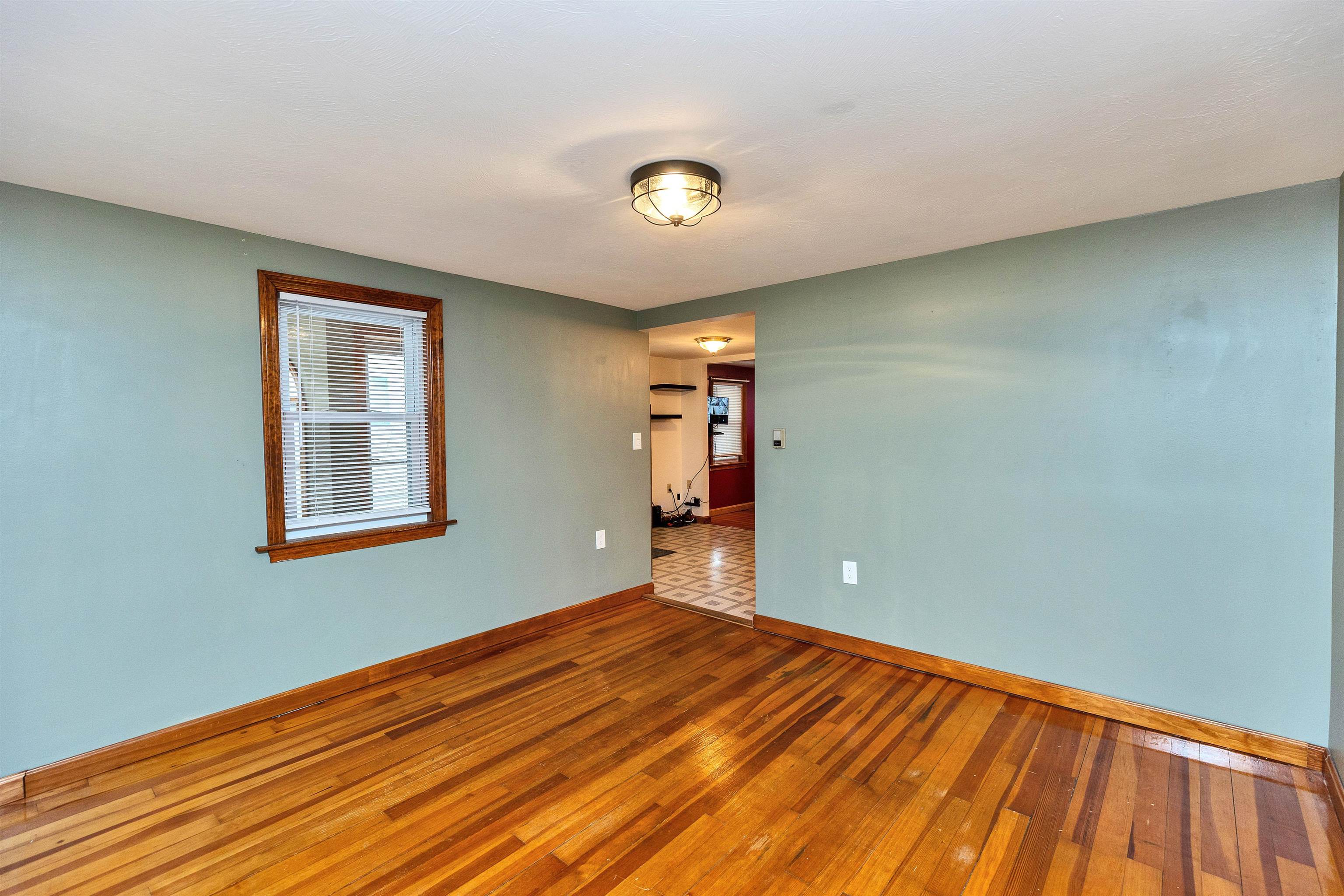 6 Buck Street Nashua, NH 03060 - Photo 20 of 49 Gallery Image 20