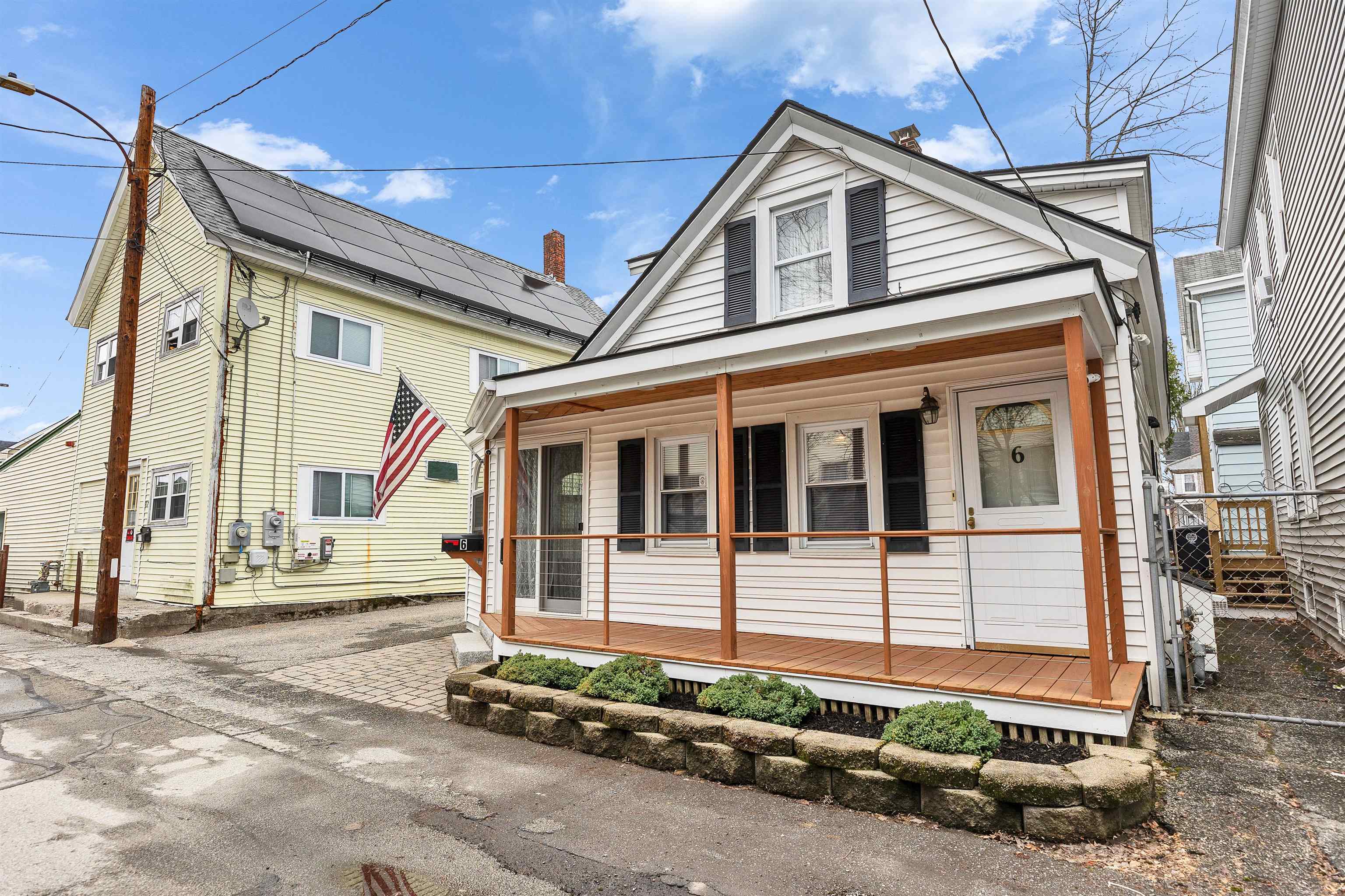 6 Buck Street Nashua, NH 03060 - Photo 3 of 49 Gallery Image 3