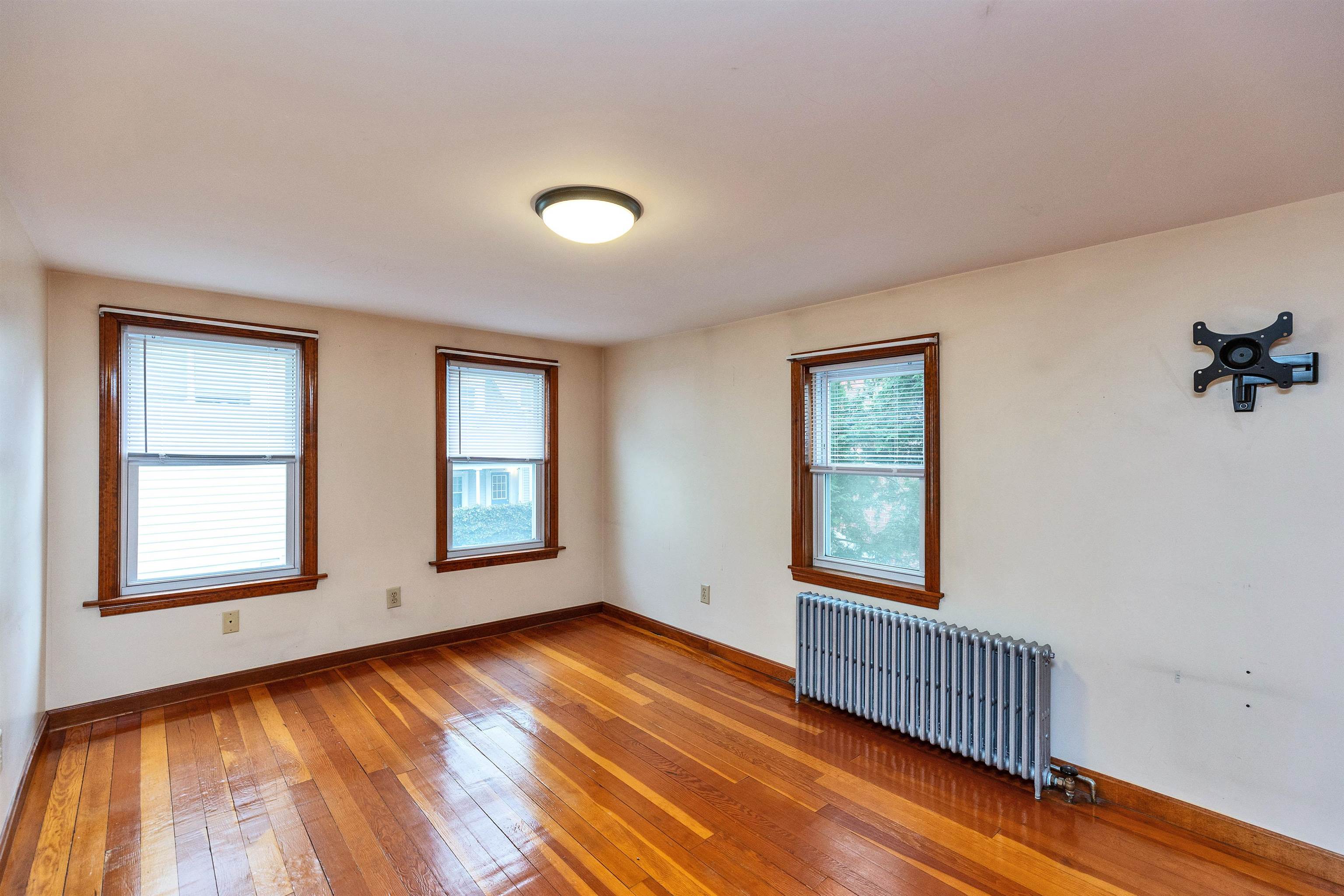 6 Buck Street Nashua, NH 03060 - Photo 33 of 49 Gallery Image 33