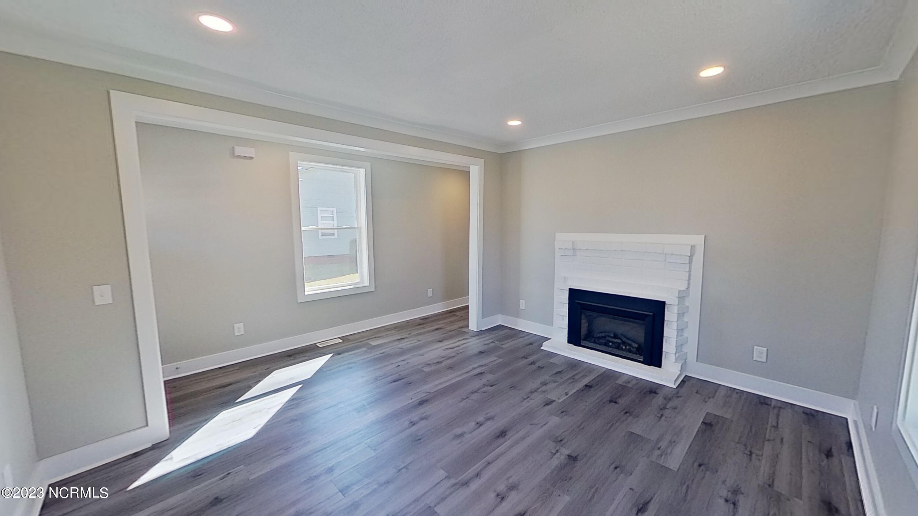 319 Anderson Street Wilmington, NC 28401 - Photo 5 of 24 05-319 Anderson St