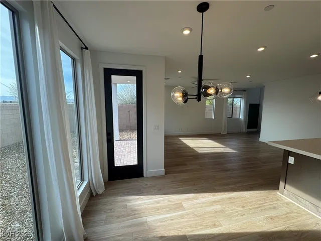 $2,600 | 4395 Sunburst Spg Avenue, Las Vegas, NV 89141